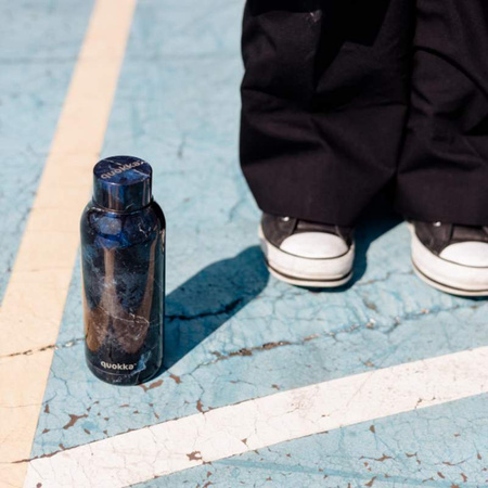 Quokka Solid - Butelka termiczna ze stali nierdzewnej 510 ml (Black Marble)