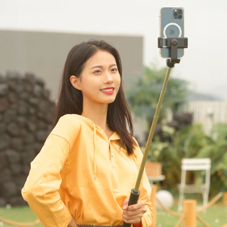 Selfie-Stick WHS1Y Teleskopstativ 1 m mit Telefonhalter – Schwarz