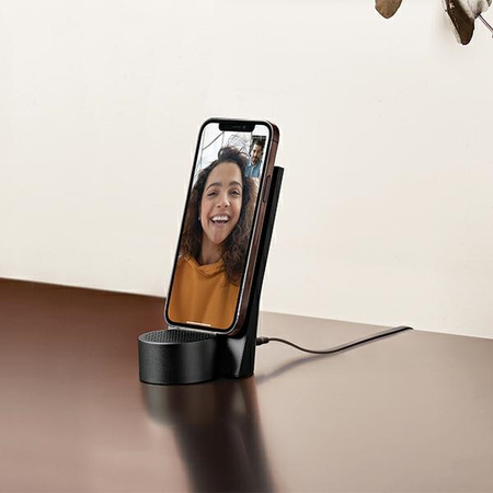 Lexon City Energy Pro Ładowarkaindukcyjna 10W z głośnikiem bluetooth czarny/black LD145N