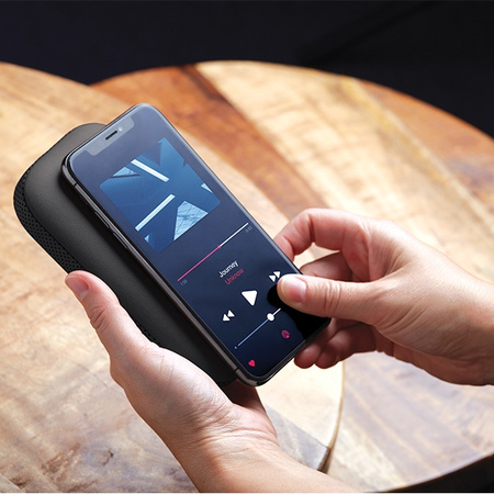 Lexon Powersound Powerbank indukcyjny5000 mAh z głośnikiem bluetooth czarny/black LA128N