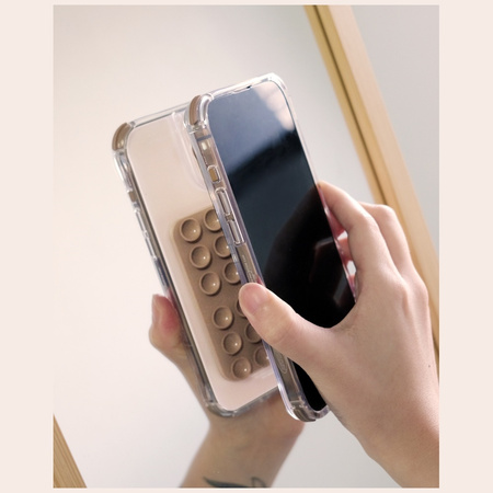 Uniwersalna przyssawka Skinarma Stax     MagSafe do telefonu niteglow