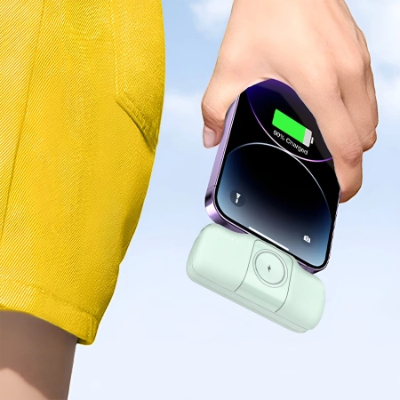 Wozinsky WF16-YLS 5000 mAh 15 W Lightning Mini-Powerbank mit integriertem USB-C-Kabel und Apple Watch Ladegerät – Grün