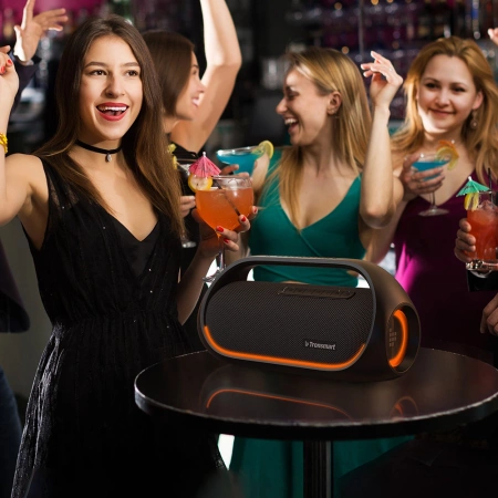 Tronsmart Bang wasserdichter kabelloser Bluetooth-Lautsprecher 60W mit Powerbank-Funktion schwarz (723928)