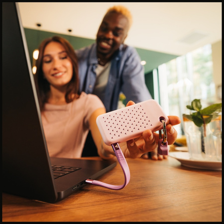 Dysk Zewnętrzny Verbatim Pocket SSD 2TB  USB-C 3.2 gen.2 biały-fioletowy 32323