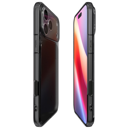 Etui Spigen Ultra Hybrid "T" Mag MagSafe do iPhone 17 Pro czarny