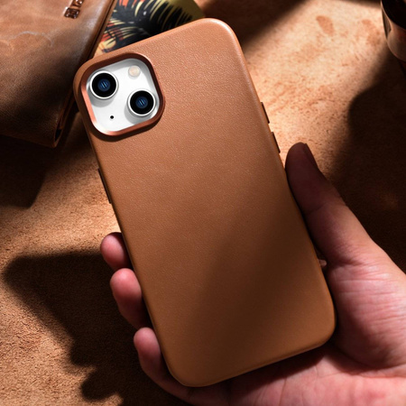 iCarer Case Leather genuine leather case for iPhone 14 braun (WMI14220705-BN) (MagSafe compatible)