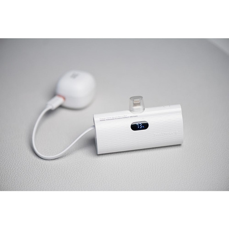 FORCELL Powerbank F-Energy Power Plug F5K3 5 000mAh z wbudowanym złączem do Lightning 8-PIN PD 20W biały