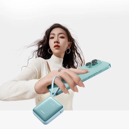 Joyroom JR-PBF27 22,5 W 10000 mAh Powerbank mit zwei integrierten Kabeln - Blau