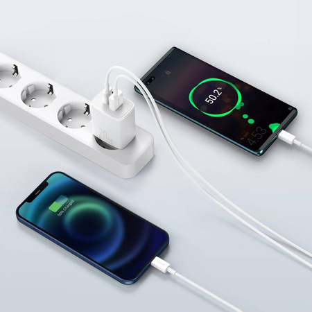 Baseus Compact szybka ładowarka sieciowa USB / USB Typ C 20W 3A Power Delivery Quick Charge 3.0 biały (CCXJ-B02)