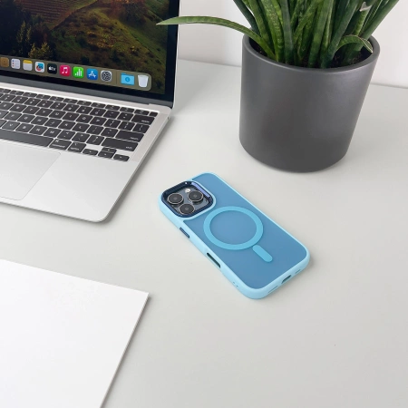 Magnetic Collection MagSafe case for iPhone 16 Pro - light blue