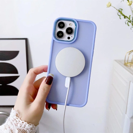 Magnetische farbige matte Hülle für iPhone 15 Plus – Grün