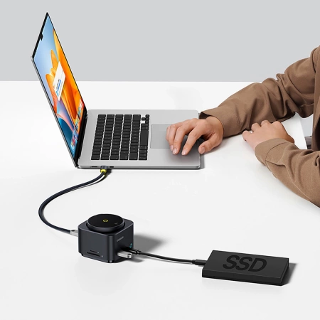 Baseus MagPro Series II 7-in-1 USB-C Hub mit MagSafe-kompatiblem Ladegerät 15W + HDMI + USB-A + USB-C + SD/TF - Schwarz