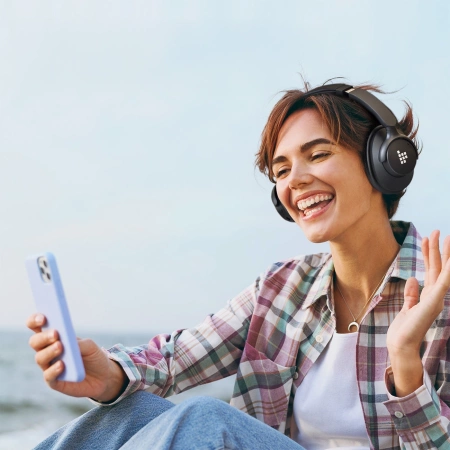 Tronsmart SOUNFII Q20S Hybrid ANC Wireless Headphones with Active Noise Cancelling - Black