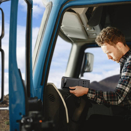 Baseus samochodowa przetwornica inwerter prądu 150W 12V / 500W  220V (wtyczka EU i CN) czarny (CGNB000101)