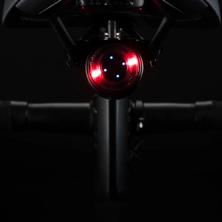 Rockbros Q1 Fahrrad-Rücklicht 7-Farben-LED + USB-C - USB-A Kabel - Schwarz
