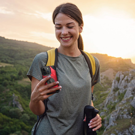 Futerał Armor Mag Cover kompatybilny z MagSafe do IPHONE 15 PRO MAX czerwony