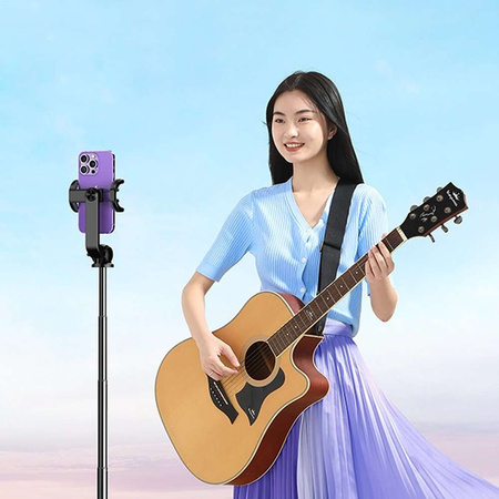 Selfie-Stick / Teleskopstange mit Ständer und Bluetooth-Fernbedienung 1,5 m Ugreen LP586 – Schwarz