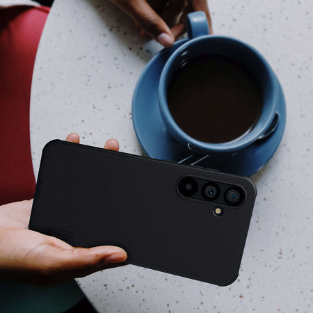 Nillkin Super Frosted Shield Pro robuste Hülle für Samsung Galaxy S23 FE – Schwarz