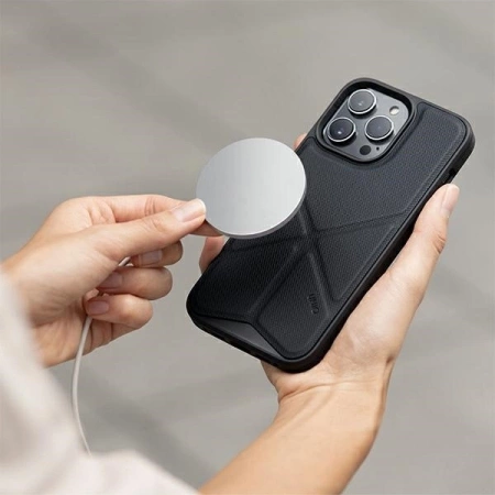 Uniq Transforma Magclick Charging case for iPhone 14 - black