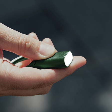 Lexon Nomaday Brelok z latarkąciemnozielony/dark green LL136DG1