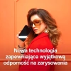 PanzerGlass Ultra-Wide Fit gehärtetes Glas mit Blend- und Blaulichtfilter mit Positionierer für iPhone 15 Pro Max