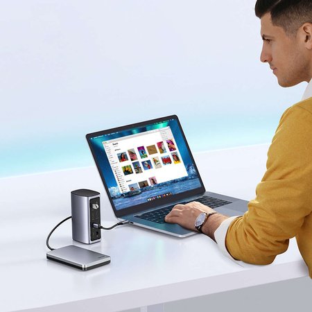 Ugreen Multifunktions-HUB 12in1 USB C USB HDMI DP RJ45 AUX SD TF grau (CM555)