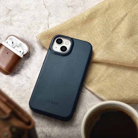 iCarer CE Oil Wax Premium Leather Folio Case skórzane etui iPhone 14 Plus z klapką magnetyczne MagSafe niebieski (AKI14220707-BU)