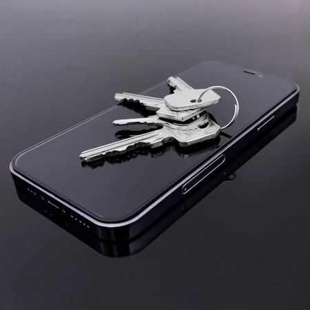 Wozinsky super wytrzymałe szkło hartowane Full Glue na cały ekran z ramką Case Friendly iPhone 16e / 14 / 13 Pro / iPhone 13 czarny