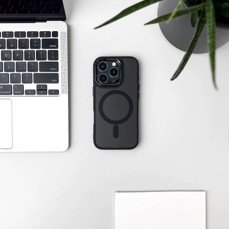 Etui Fashion Case kompatybilne z MagSafe na iPhone 17 Pro - czarne